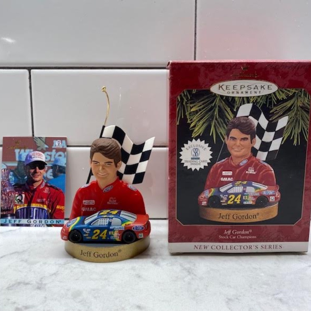 RAND NEW! Vintage 1997 Jeff Gordon Stock Car Champion Keepsake Ornament